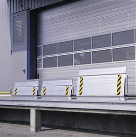 Ortsfeste �berfahrbr�cke, verschiebb.,