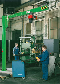 Sulenschwenkkran 270, Tragl. 500 kg,