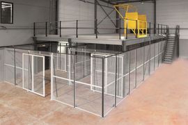 LAGERBHNE MIT BODEN - 2.700 X 3.000 X 9.000 MM (HXBXT) - 250 KG/QM - Graphitgrau RAL 7024