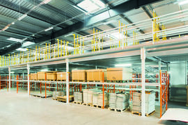 LAGERBHNE MIT BODEN - 2.700 X 11.000 X 20.000 MM (HXBXT) - 350 KG/QM - Graphitgrau RAL 7024